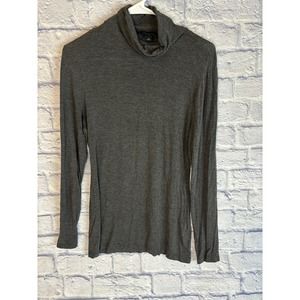 Banana Republic Gray Turtleneck Size Medium